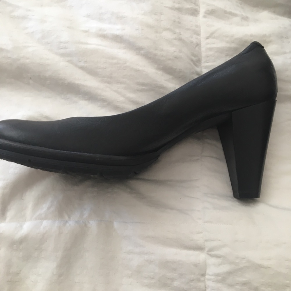 Maggie’s Italian Shoes